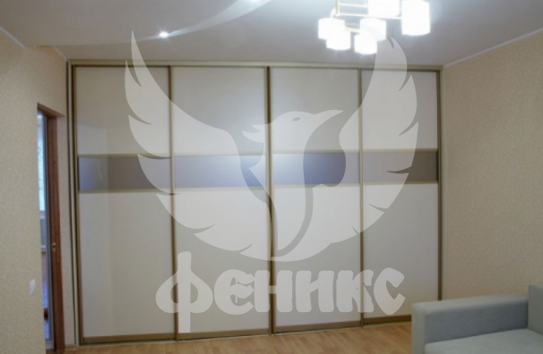 Встроенный шкаф купе Жемчуг и Гермес Риф